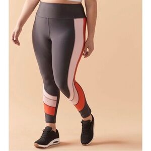 Pennington’s Activezone Grey Colourblock Cropped Leggings Size 3x